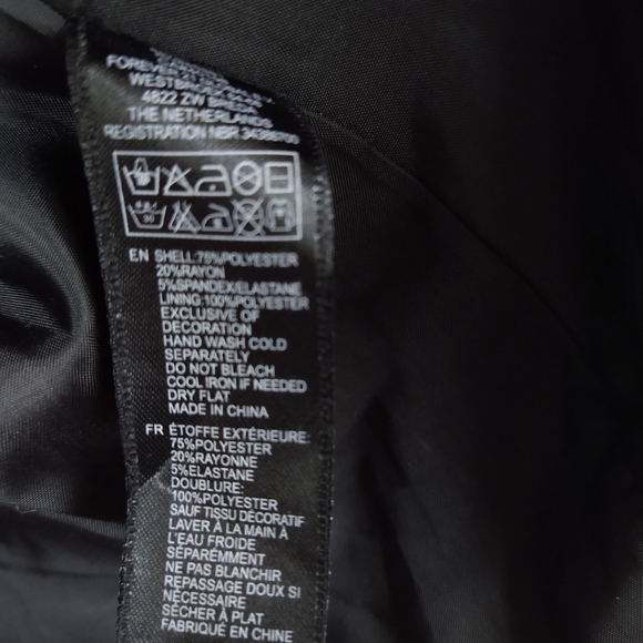 Beaded black jacket - Picture 4 of 4